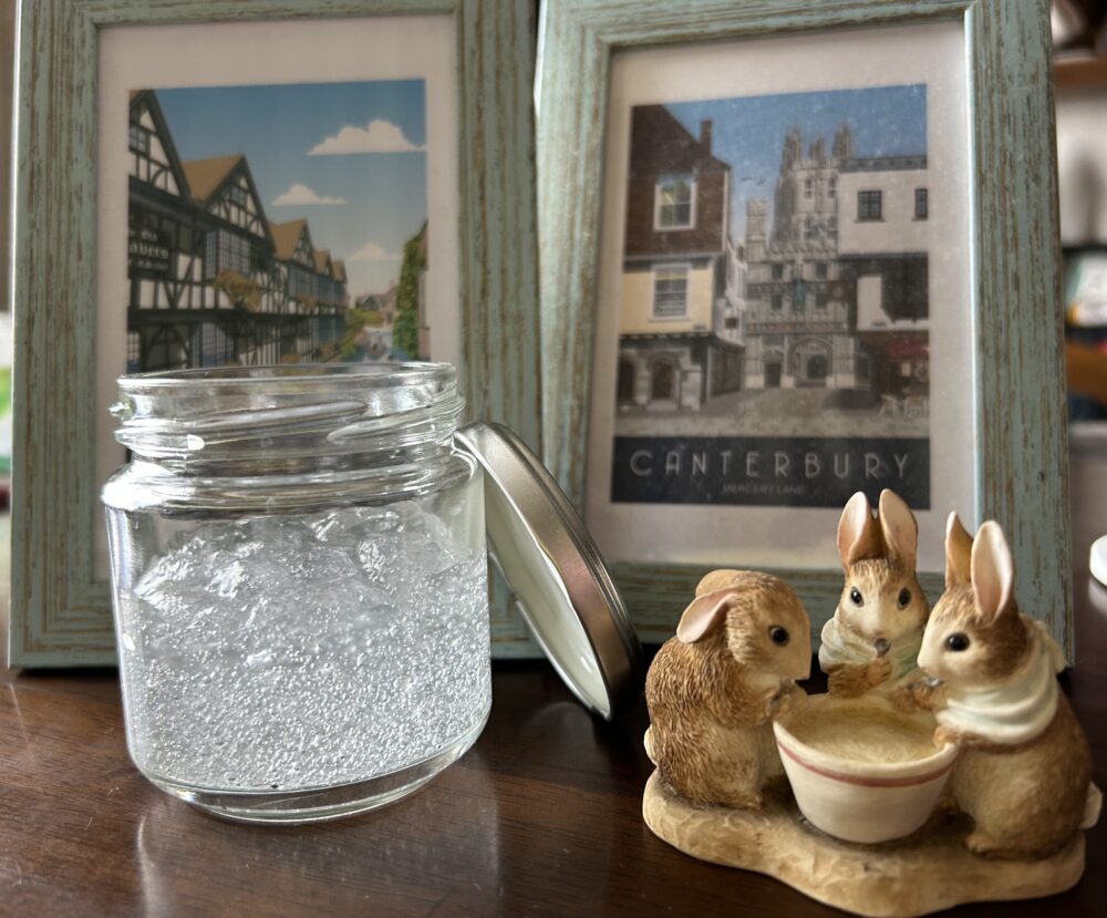 小瓶に入った保冷剤